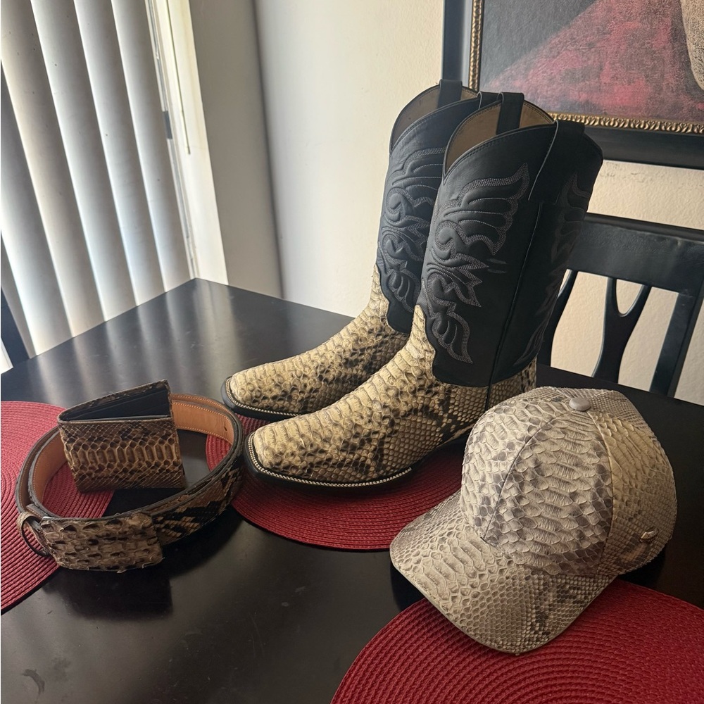 Cowboy Boots Real Exotic Matching Sets.